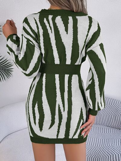 V-Neck Animal Print Long Sleeve Sweater